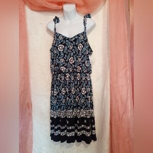 🛍️ BUNDLE ONLY 🛍️LOFT Black and Blue Floral Tie-Shoulder Maxi Dress